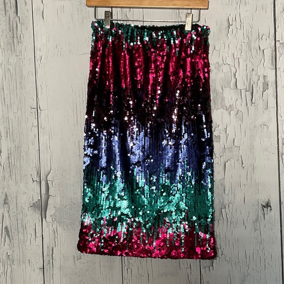 T&J Designs Dresses & Skirts - Trendy Multicolor Sequin Pencil Skirt Sz Medium GUC